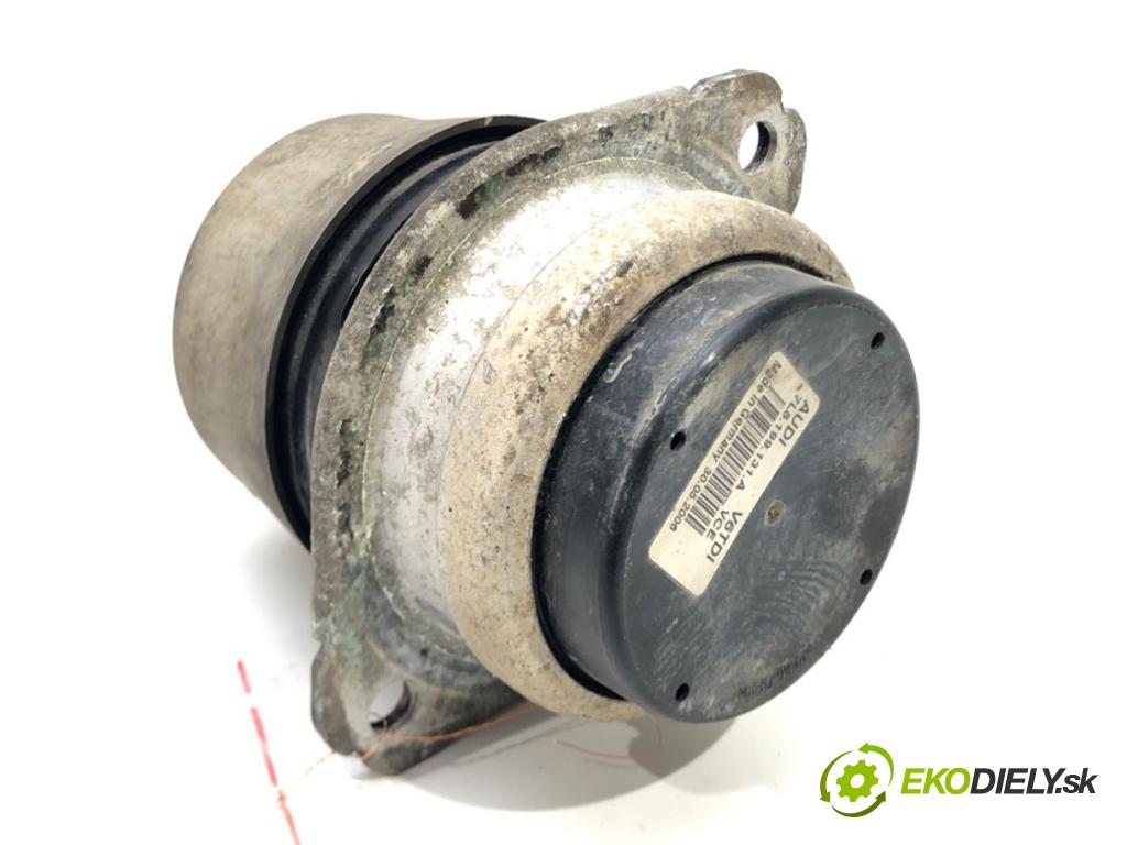 AUDI Q7 (4LB) 2006 - 2016    3.0 TDI quattro 171 kW [233 KM] olej napędowy 2006  AirBag motora 7L0199131A (Držáky motoru)