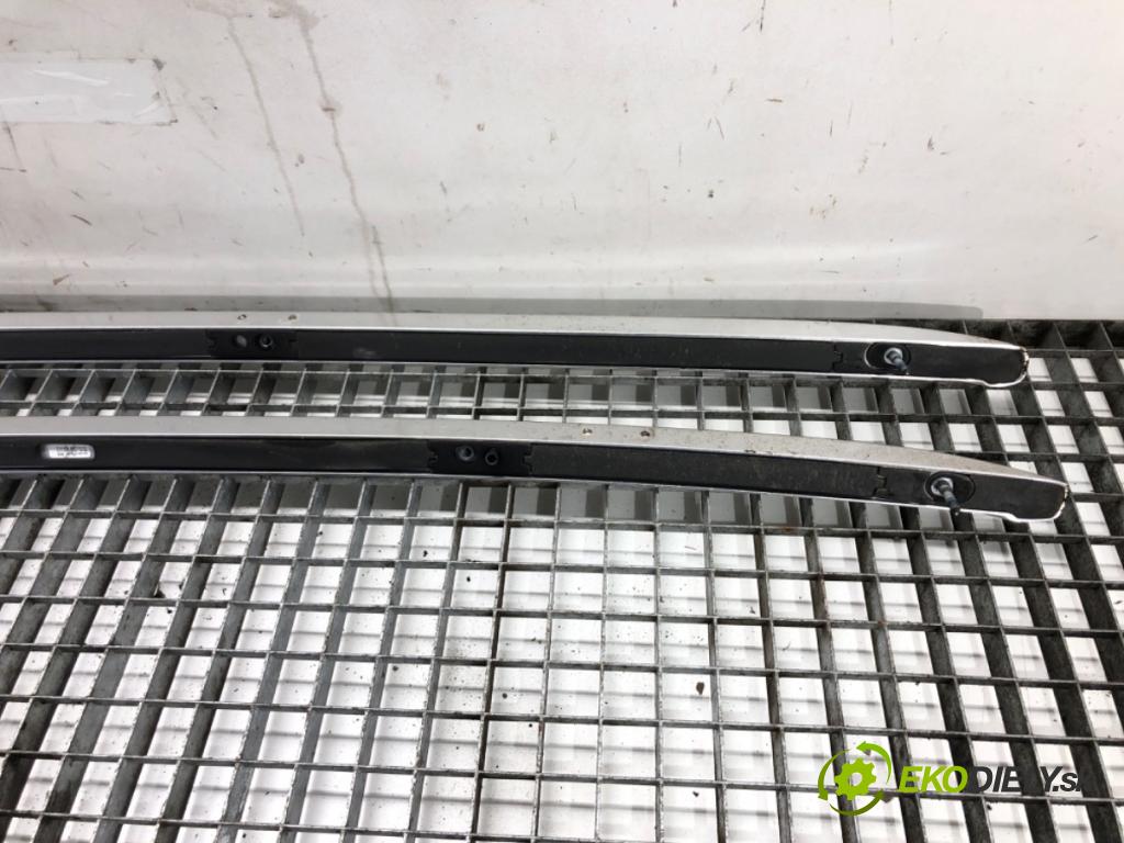 AUDI A4 B8 Kombi 2015 88 kW 1.8 TFSI 1798 lyžiny STRECHA: 8K9860021A