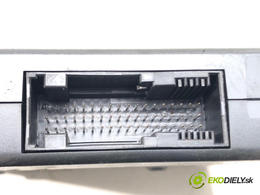 SKODA SUPERB II (3T4) 2008 - 2015    3.6 FSI 4x4 191 kW [260 KM] benzyna 2008 - 2015  Modul BLUETOOTH 5N0035730A (Ostatné)