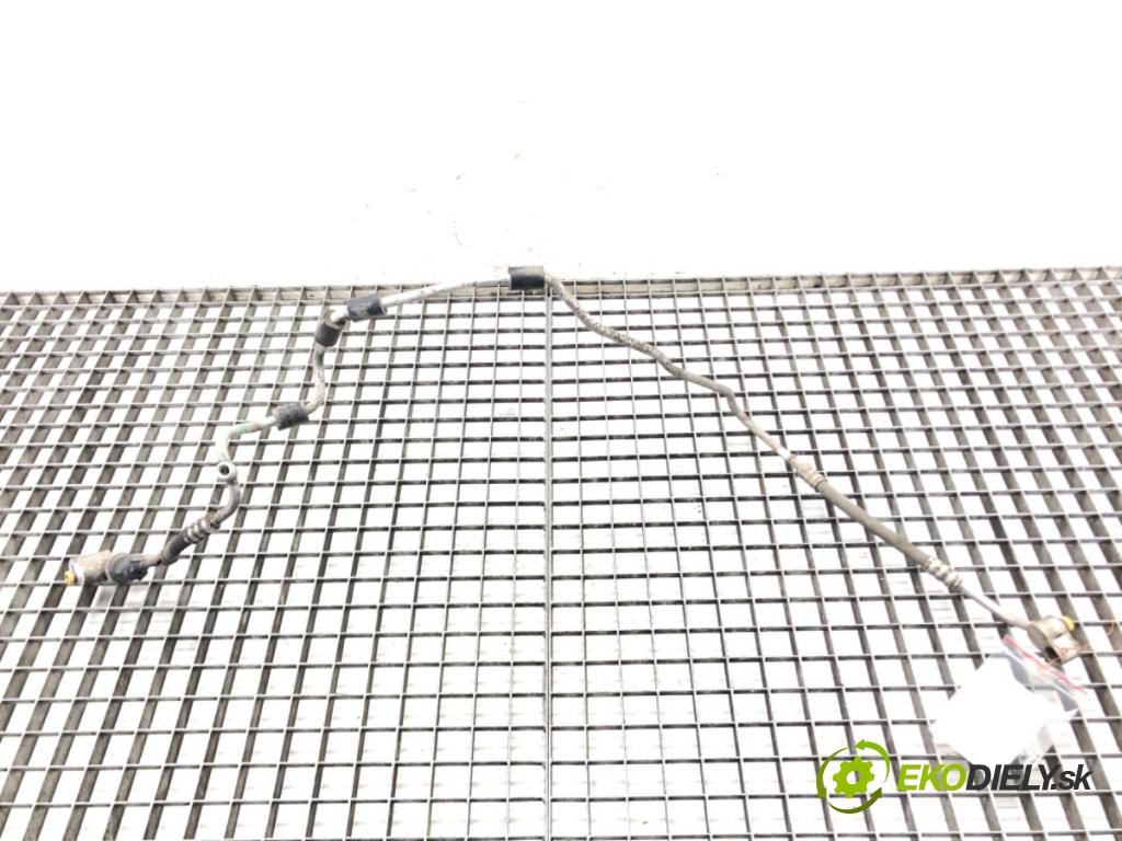 VW GOLF V (1K1) 2003 - 2010    1.4 16V 55 kW [75 KM] benzyna 2003 - 2006  rúrka klimatizácie 1K0820741Q (Rúrky klimatizácie)