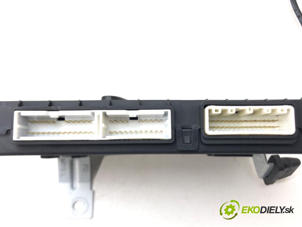 HYUNDAI i30 (FD) 2007 - 2012    2.0 CRDi 103 kW [140 KM] olej napędowy 2007 - 2011  Modul BCM 95400-2L100 (Ostatné)