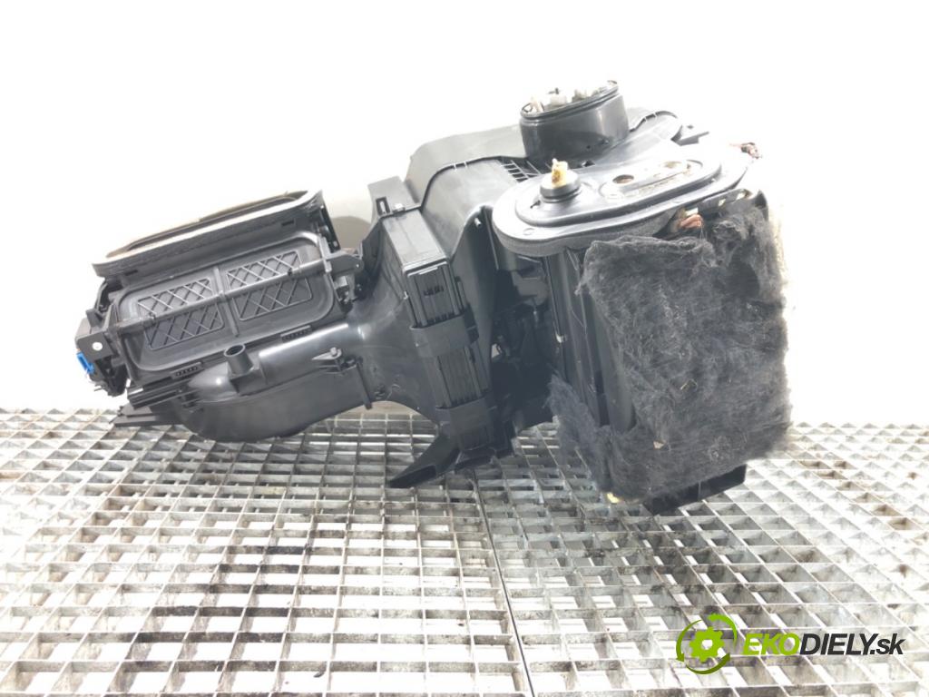 SKODA RAPID (NH3, NK3, NK6) 2012 - 2022    1.6 TDI 85 kW [115 KM] olej napędowy 2015 - 2019  Výhrevné teleso, radiátor kúrenia komplet KOMBAJN  (Radiátory kúrenia)