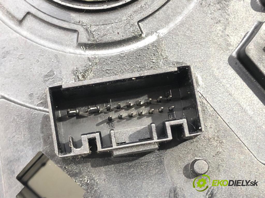 BMW 5 Touring (E61) 2004 - 2010    520 d 110 kW [150 KM] olej napędowy 2005 - 2007  Prepínač kombinovaný 6977313 (Prepínače, spínače, tlačidlá a ovládače kúrenia)