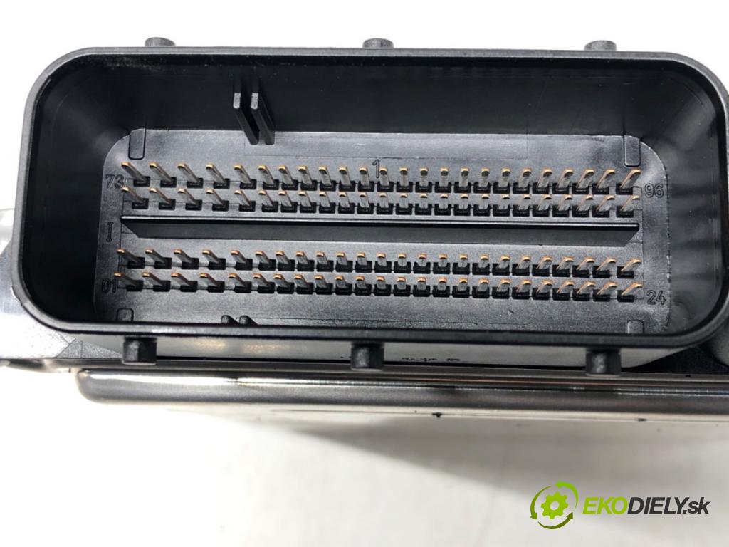 BMW 5 Touring (E61) 2004 - 2010    520 d 110 kW [150 KM] olej napędowy 2005 - 2007  riadiaca jednotka Motor 0281012754 7799855 (Riadiace jednotky)