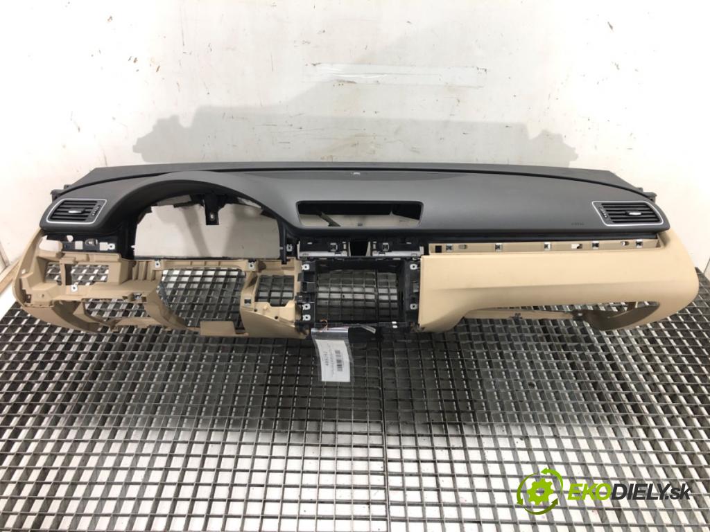 VW CC B7 (358) 2011 - 2016    3.6 FSI 4motion 220 kW [300 KM] benzyna 2011 - 201  Palubná doska  (Palubné dosky)