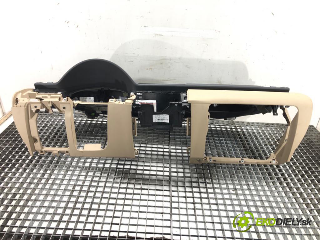 VW CC B7 (358) 2011 - 2016    3.6 FSI 4motion 220 kW [300 KM] benzyna 2011 - 201  Palubná doska  (Palubné dosky)