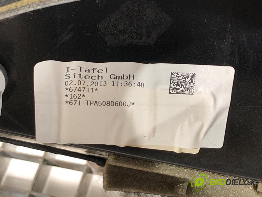 VW CC B7 (358) 2011 - 2016    3.6 FSI 4motion 220 kW [300 KM] benzyna 2011 - 201  Palubná doska  (Palubné dosky)