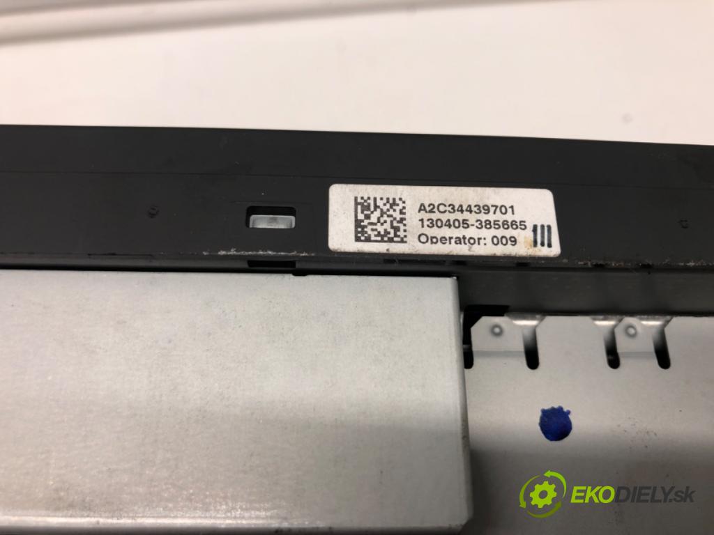 VW CC B7 (358) 2011 - 2016    3.6 FSI 4motion 220 kW [300 KM] benzyna 2011 - 201  RADIO 3C0035684J (Audio zariadenia)