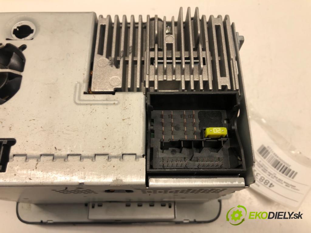 VW CC B7 (358) 2011 - 2016    3.6 FSI 4motion 220 kW [300 KM] benzyna 2011 - 201  RADIO 3C0035684J (Audio zariadenia)