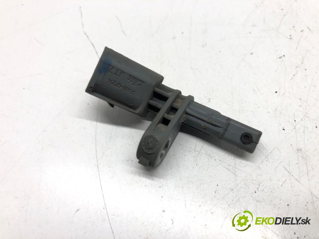 VW CC B7 (358) 2011 - 2016    3.6 FSI 4motion 220 kW [300 KM] benzyna 2011 - 201  Snímač ABS zadný ľavy 100711-54013 (Snímače ABS)