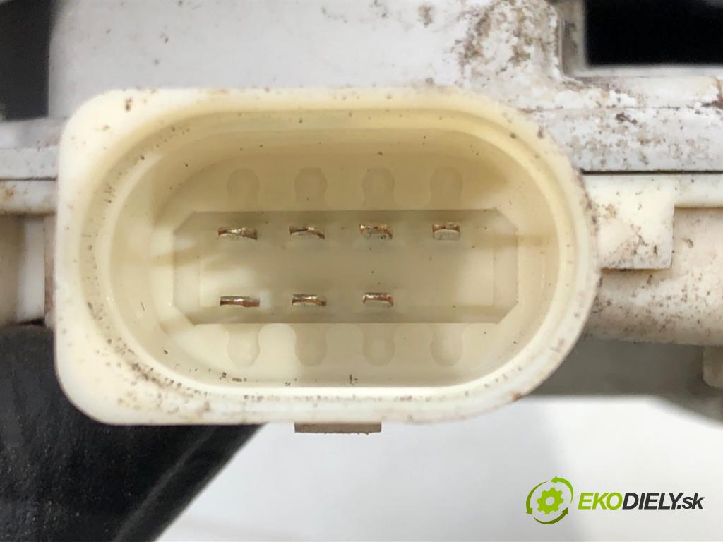 AUDI A4 B7 (8EC) 2004 - 2008    1.9 TDI 85 kW [116 KM] olej napędowy 2004 - 2008  zámok dveře pravý přední část 8E1837016AA