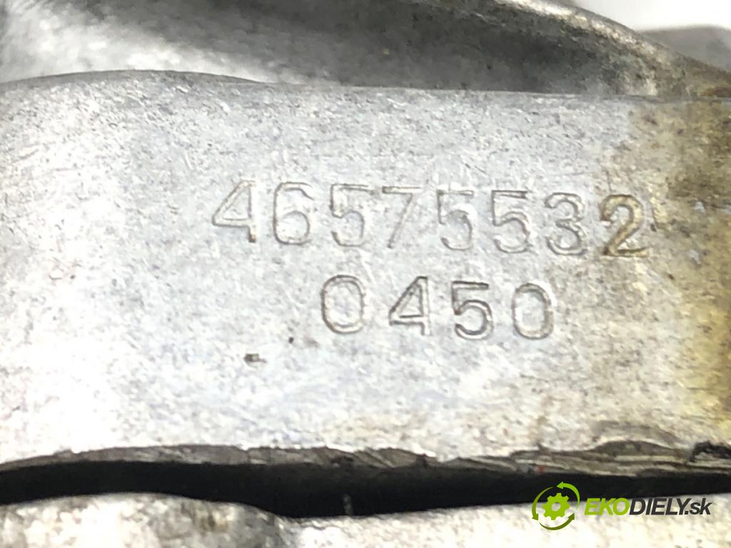 FIAT 126 (126_) 1972 - 2000    650 18 kW [24 KM] benzyna 1981 - 2000  spinačka 46575532 (Spínacie skrinky a kľúče)