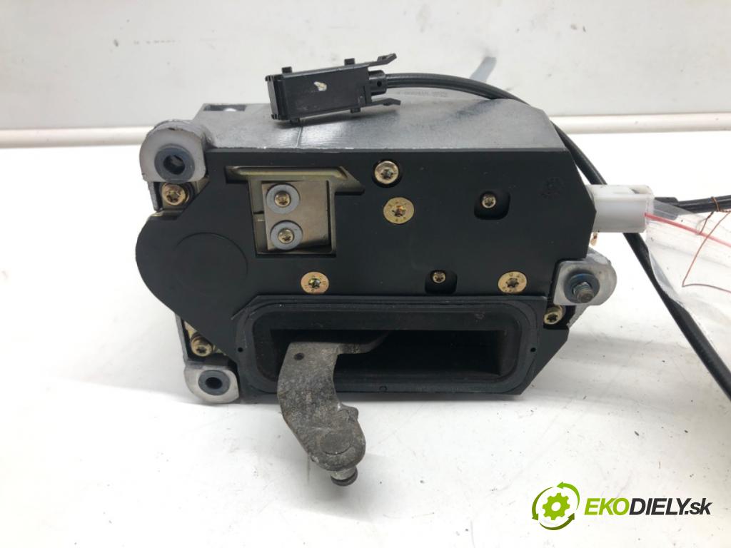 MERCEDES-BENZ KLASA S coupe (C215) 1999 - 2006    CL 600 (215.378) 270 kW [367 KM] benzyna 1999 - 20  Kulisa A2202671024 (Rýchlostné páky / kulisy)