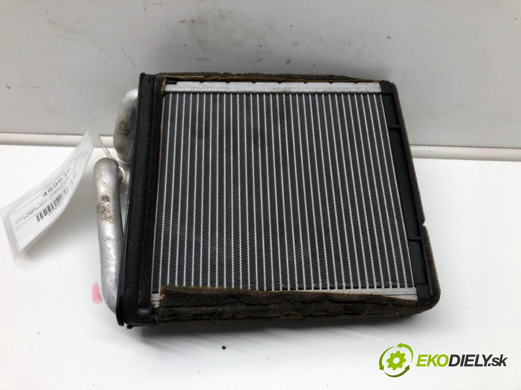 SKODA SUPERB II Kombi (3T5) 2009 - 2015    2.0 TDI 125 kW [170 KM] olej napędowy 2009 - 2015  Výhrevné teleso, radiátor kúrenia 3C0819031A (Radiátory kúrenia)