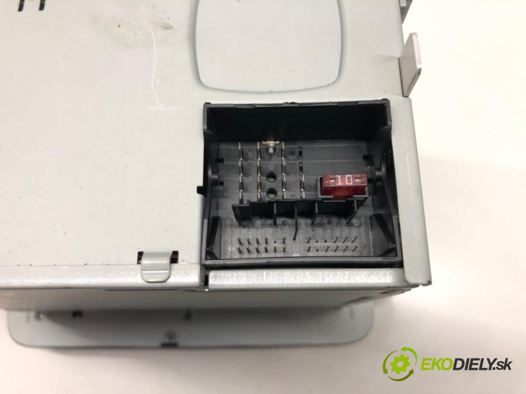 SKODA SUPERB II Kombi (3T5) 2009 - 2015    2.0 TDI 125 kW [170 KM] olej napędowy 2009 - 2015  RADIO 3T0035192T (Audio zariadenia)