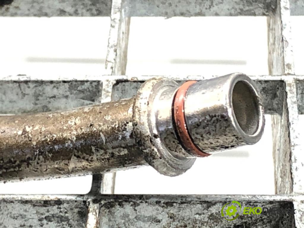 CITROEN BERLINGO MULTISPACE (B9) 2008 - 2022    1.6 HDi 115 84 kW [114 KM] olej napędowy 2010 - 20  hadica servočerpadlo  (Rúrky, hadice servočerpadla)