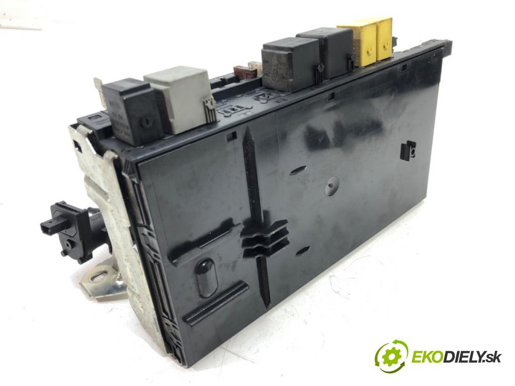 MERCEDES-BENZ KLASA C (W203) 2000 - 2007    C 320 (203.064) 160 kW [218 KM] benzyna 2000 - 200  Modul SAM 2035451801 (Ostatné)