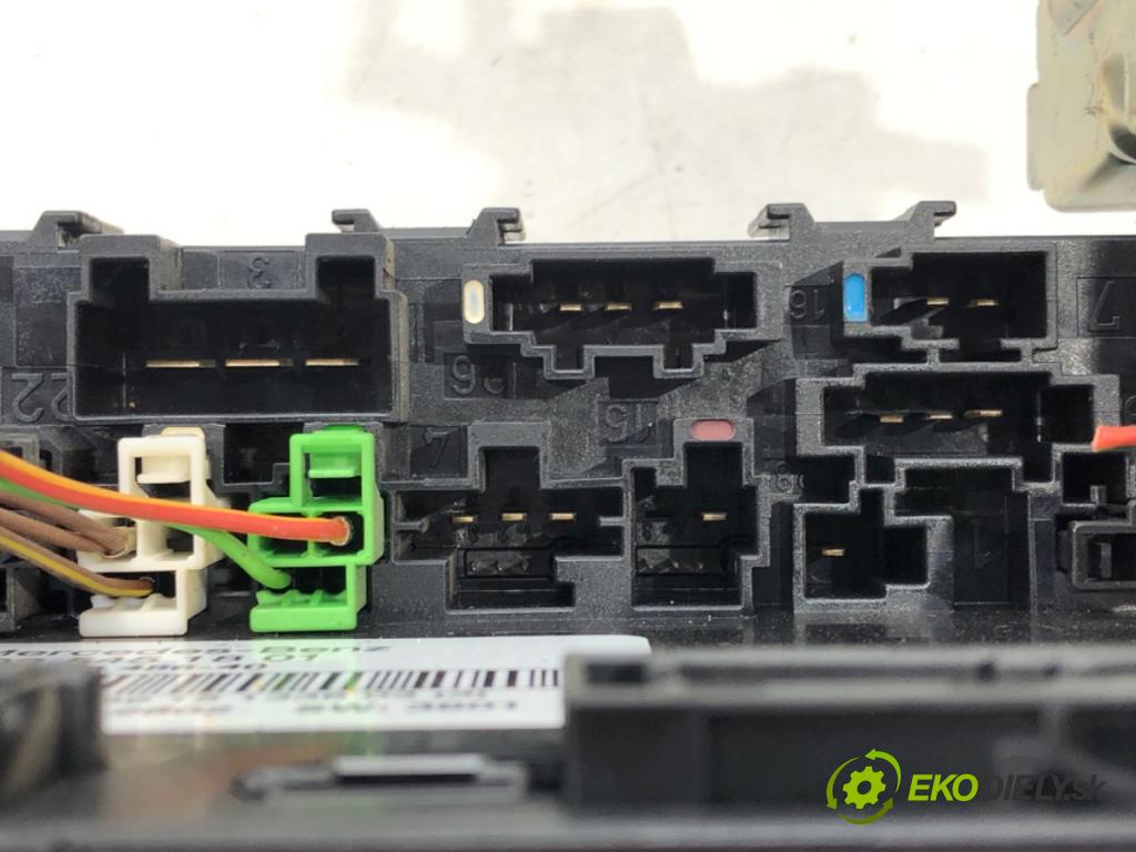 MERCEDES-BENZ KLASA C (W203) 2000 - 2007    C 320 (203.064) 160 kW [218 KM] benzyna 2000 - 200  Modul SAM 2035451801 (Ostatné)