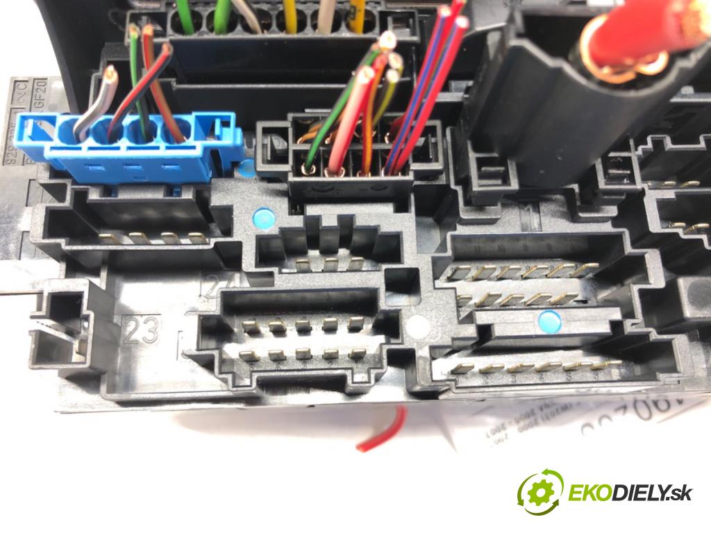 MERCEDES-BENZ KLASA C (W203) 2000 - 2007    C 320 (203.064) 160 kW [218 KM] benzyna 2000 - 200  Modul SAM 2095450001 (Ostatné)