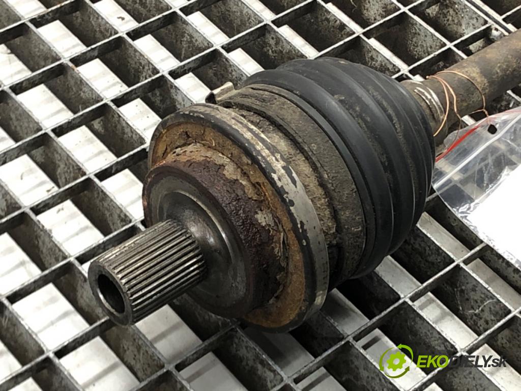 MERCEDES-BENZ KLASA C (W203) 2000 - 2007    C 320 (203.064) 160 kW [218 KM] benzyna 2000 - 200  Poloos ľavá strana  (Poloosy)