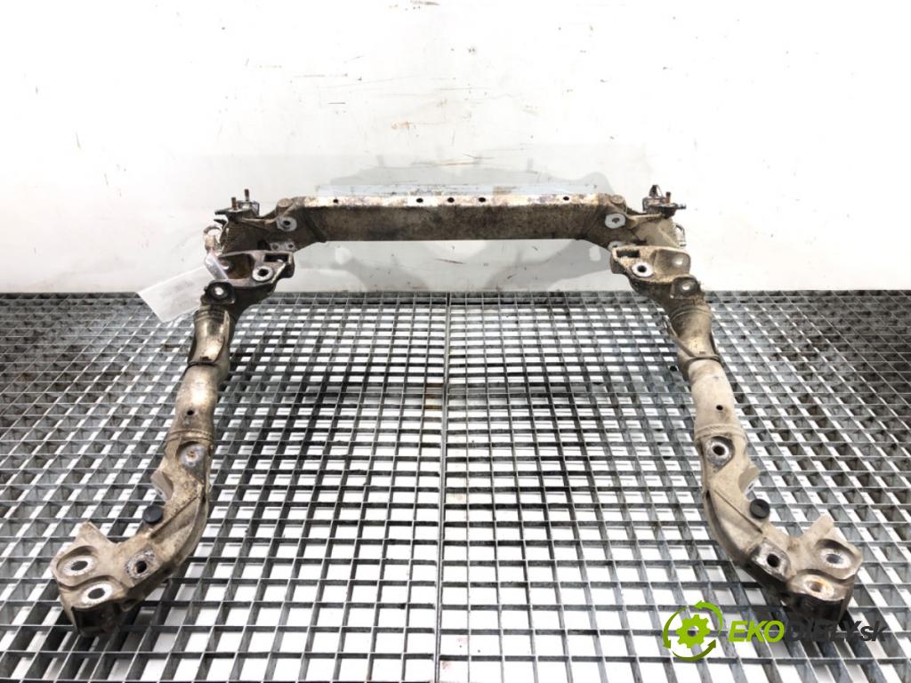 AUDI A4 B8 Avant (8K5) 2007 - 2015    2.0 TDI 88 kW [120 KM] olej napędowy 2008 - 2015  Výstuha pod Motor 8T0399315H (Výstuhy predné)