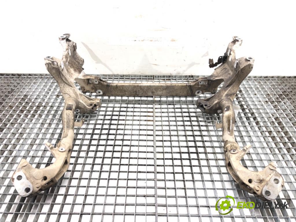 AUDI A4 B8 Avant (8K5) 2007 - 2015    2.0 TDI 88 kW [120 KM] olej napędowy 2008 - 2015  Výstuha pod Motor 8T0399315H (Výstuhy predné)