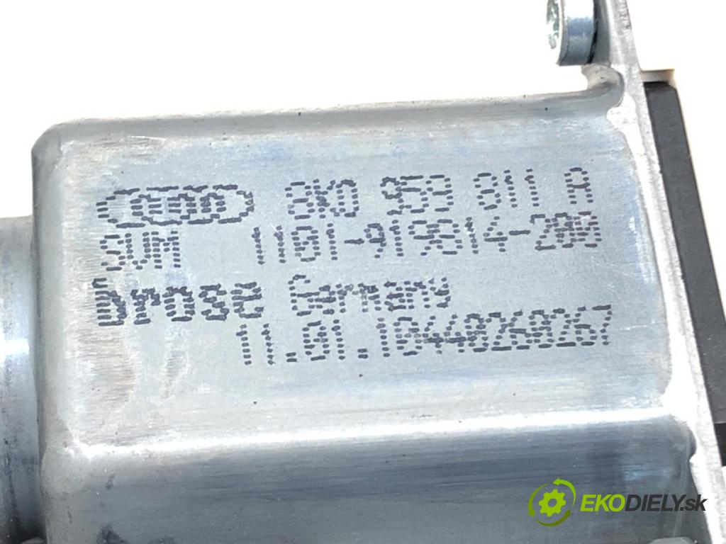 AUDI A4 B8 Avant (8K5) 2007 - 2015    2.0 TDI 88 kW [120 KM] olej napędowy 2008 - 2015  mechanismus okna levý zadní část 8K0839461A