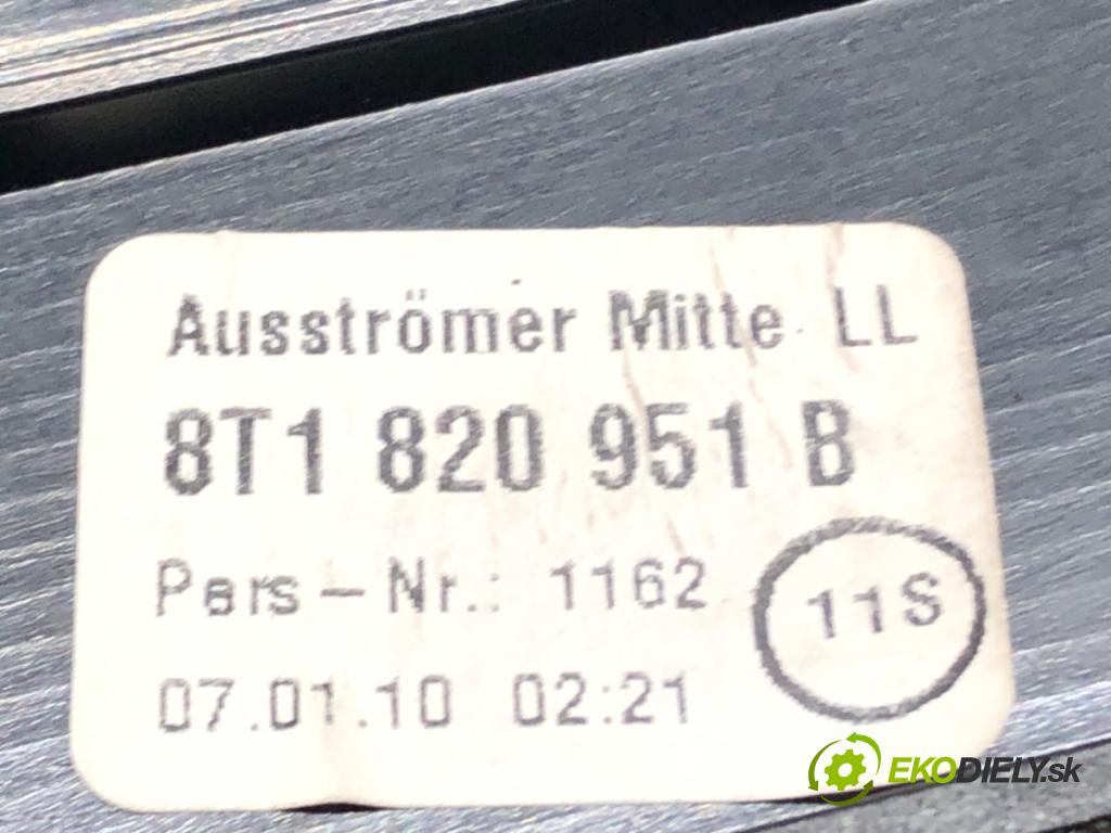 AUDI A4 B8 Avant (8K5) 2007 - 2015    2.0 TDI 88 kW [120 KM] olej napędowy 2008 - 2015  kratký topení 8T1820951B 8K1820901F