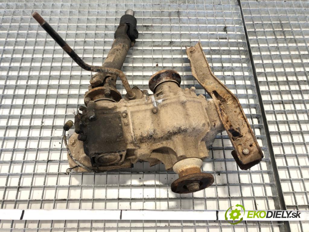 SUZUKI SAMURAI samochód terenowy otwarty (SJ_) 1988 - 2004    1.3 Napęd na wszystkie koła (SJ413) 44 kW [60 KM]   Reduktor