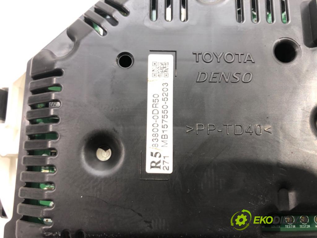 TOYOTA YARIS (_P13_) 2010 - 2022    1.0 (KSP130_) 51 kW [69 KM] benzyna 2010 - 2022  Prístrojovka 83800-0DR50 (Prístrojové dosky, displeje)
