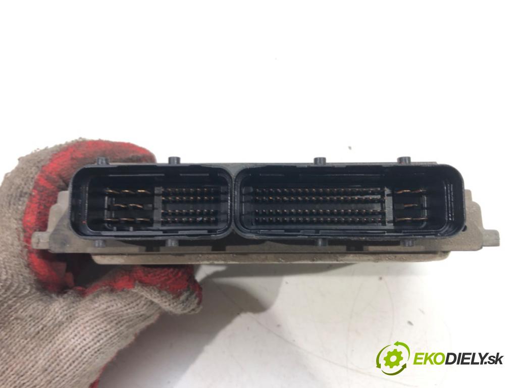 TOYOTA YARIS (_P13_) 2010 - 2022    1.0 (KSP130_) 51 kW [69 KM] benzyna 2010 - 2022  riadiaca jednotka Motor 89661-0DF10 (Riadiace jednotky)
