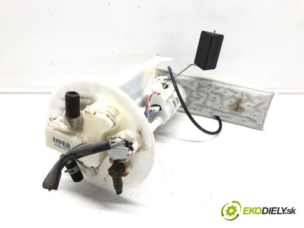 TOYOTA YARIS (_P13_) 2010 - 2022    1.0 (KSP130_) 51 kW [69 KM] benzyna 2010 - 2022  Pumpa paliva vnútorná 77704-0D070 (Palivové pumpy, čerpadlá, plaváky)