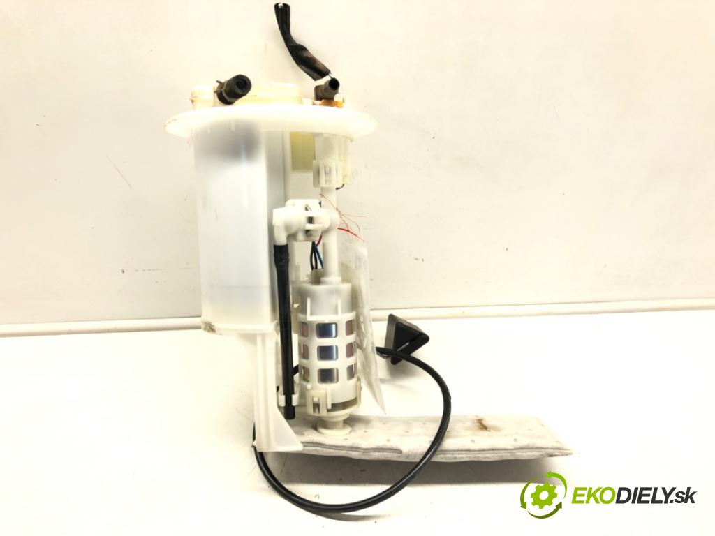 TOYOTA YARIS (_P13_) 2010 - 2022    1.0 (KSP130_) 51 kW [69 KM] benzyna 2010 - 2022  Pumpa paliva vnútorná 77704-0D070 (Palivové pumpy, čerpadlá, plaváky)