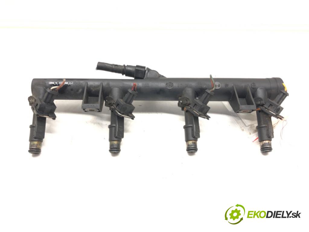 PEUGEOT 607 (9D, 9U) 2000 - 2022    2.2 16V 116 kW [158 KM] benzyna 2000 - 2005  Lišta vstrekovacia 01F004A (Vstrekovacie lišty)