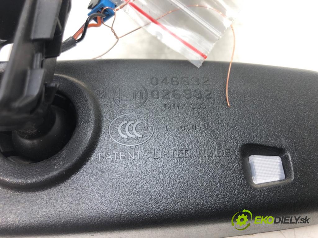 FORD FOCUS III Turnier 2010 - 2022    1.5 TDCi 88 kW [120 KM] olej napędowy 2014 - 2022  zpětné zrcátko vnitřní BU5A-17E678-VB (Světla vnitřní)