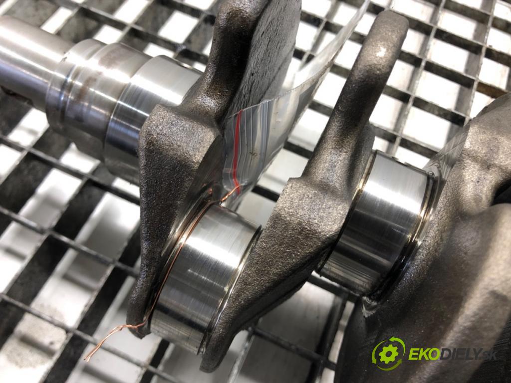 FORD FOCUS III Turnier 2010 - 2022    1.5 TDCi 88 kW [120 KM] olej napędowy 2014 - 2022  Kardaň, hriadeľ KLIKA: XWDA (Ostatné)