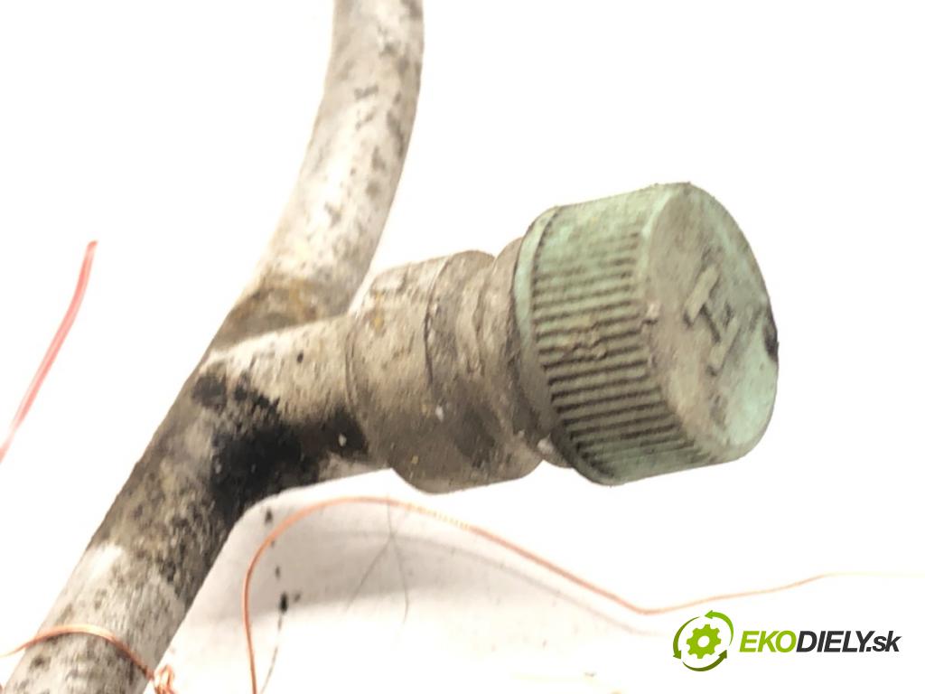 HONDA CR-V I (RD) 1995 - 2002    2.0 16V 4WD (RD1, RD3) 108 kW [147 KM] benzyna 199  rúrka klimatizácie  (Rúrky klimatizácie)