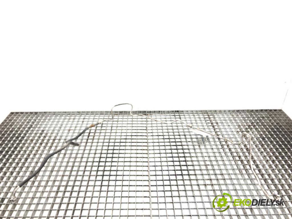 HONDA CR-V I (RD) 1995 - 2002    2.0 16V 4WD (RD1, RD3) 108 kW [147 KM] benzyna 199  rúrka klimatizácie 80342-S10-A030 (Rúrky klimatizácie)