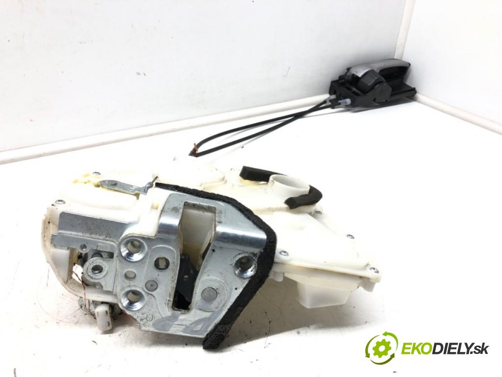 SUZUKI SX4 (EY, GY) 2006 - 2022    1.6 VVT (RW 416) 79 kW [107 KM] benzyna 2006 - 202  zámok dveře pravý přední část 7PIN 
