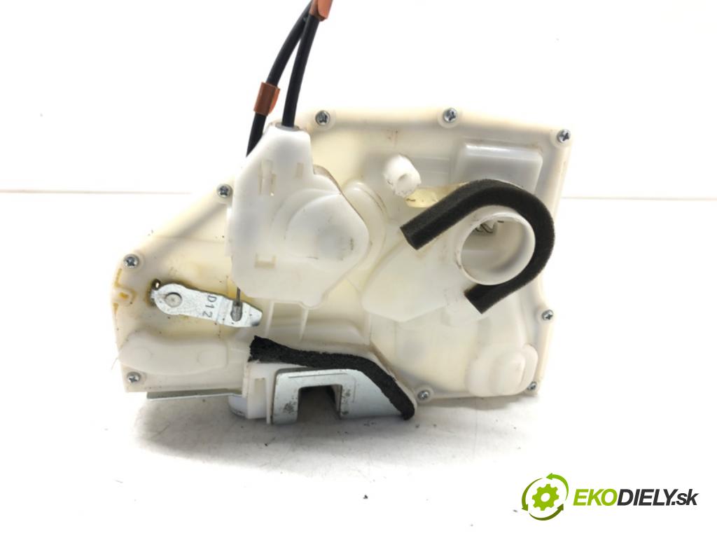 SUZUKI SX4 (EY, GY) 2006 - 2022    1.6 VVT (RW 416) 79 kW [107 KM] benzyna 2006 - 202  zámok dveře pravý přední část 7PIN