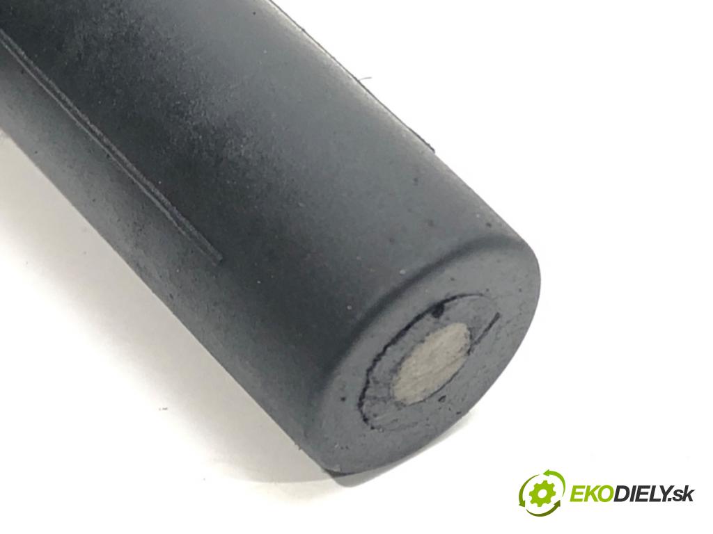 SSANGYONG REXTON / REXTON II (GAB_) 2002 - 2022    2.7 Xdi 121 kW [165 KM] olej napędowy 2005 - 2006  snímač pozice hřídele klikového A1621533028 (Snímače polohy kliky, vačky)