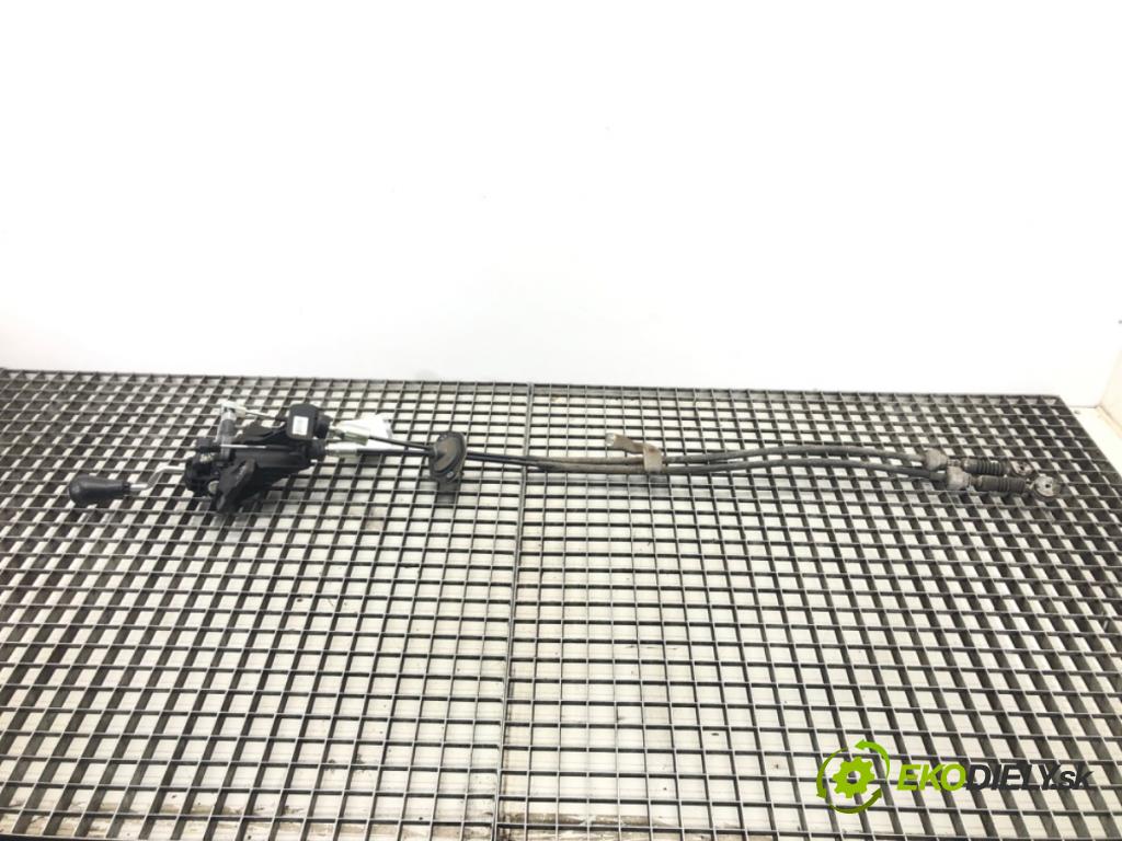 HONDA CR-V III (RE_) 2006 - 2022    2.2 i-CTDi 4WD (RE6) 103 kW [140 KM] olej napędowy  Kulisa  (Rýchlostné páky / kulisy)