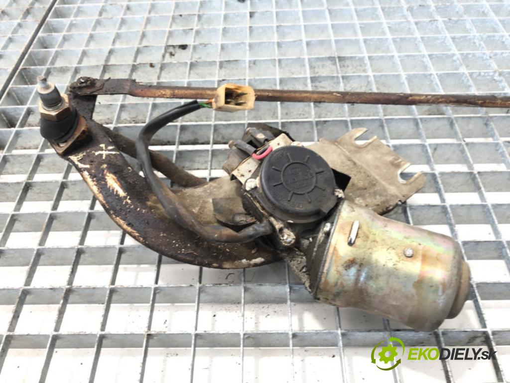LADA NIVA samochód terenowy zamknięty (2121, 2131) 1976 - 2022    1600 56 kW [76 KM] benzyna 1976 - 1993  mechanismus stěračů
