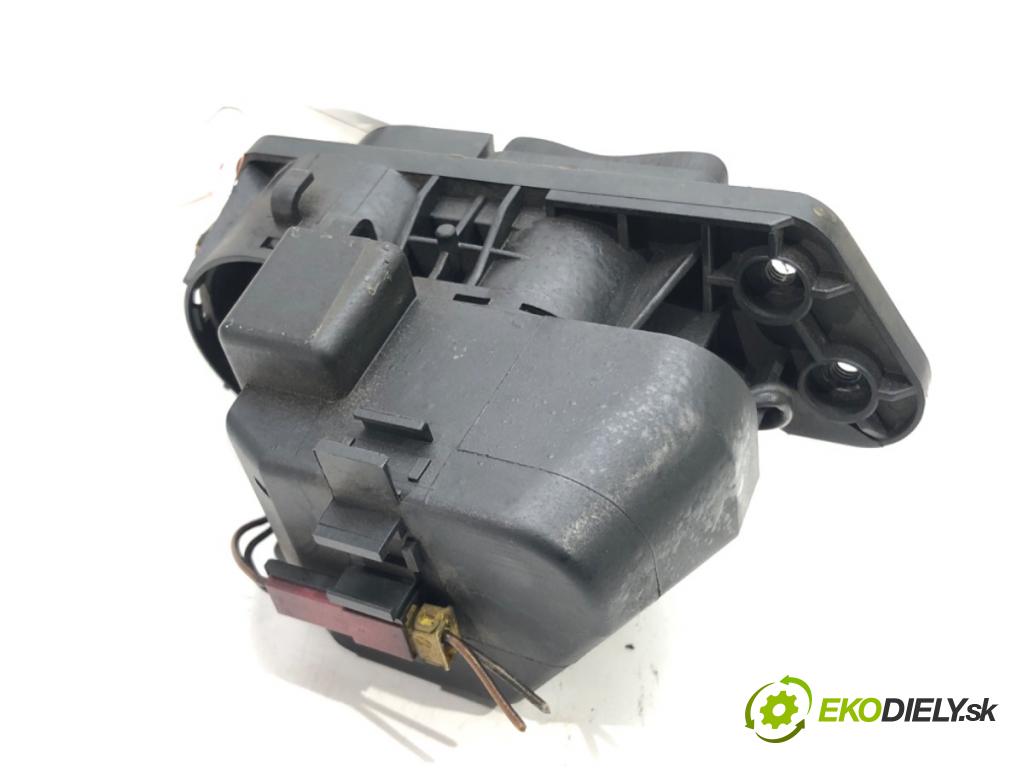 MERCEDES-BENZ KLASA S (W220) 1998 - 2005    S 320 CDI (220.026, 220.126) 145 kW [197 KM] olej   Kľučka dverí zad