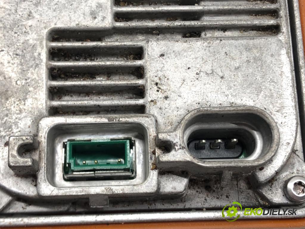 JAGUAR XF I (X250) 2008 - 2015    2.2 D 140 kW [190 KM] olej napędowy 2011 - 2015  Menič XENON 10R-034663 (Riadiace jednotky xenónu)