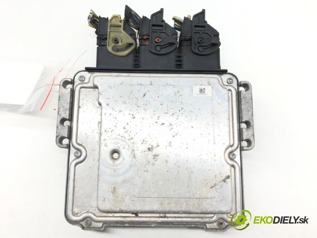 JAGUAR XF I (X250) 2008 - 2015    2.2 D 140 kW [190 KM] olej napędowy 2011 - 2015  riadiaca jednotka Motor CX23-12C520-VD 0281018585 (Riadiace jednotky)