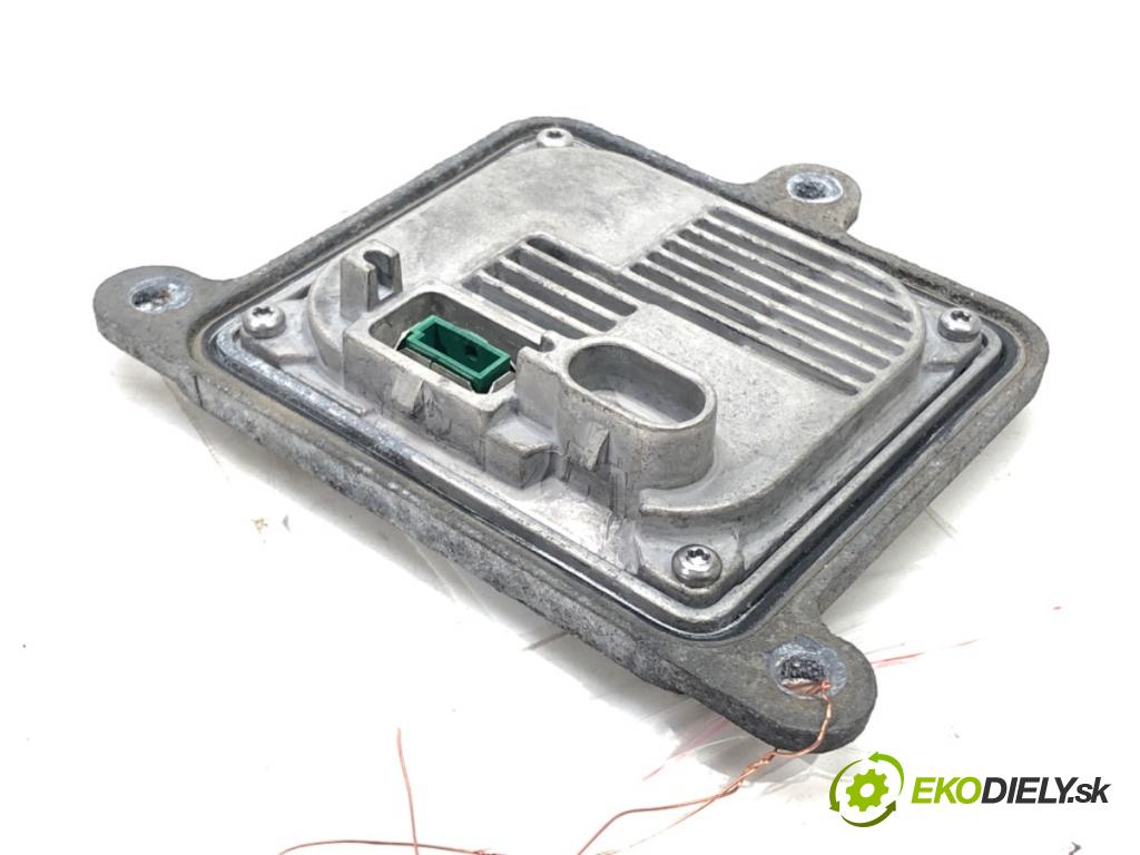 JAGUAR XF I (X250) 2008 - 2015    2.2 D 140 kW [190 KM] olej napędowy 2011 - 2015  Menič XENON 35XT6-A-D3 (Riadiace jednotky xenónu)