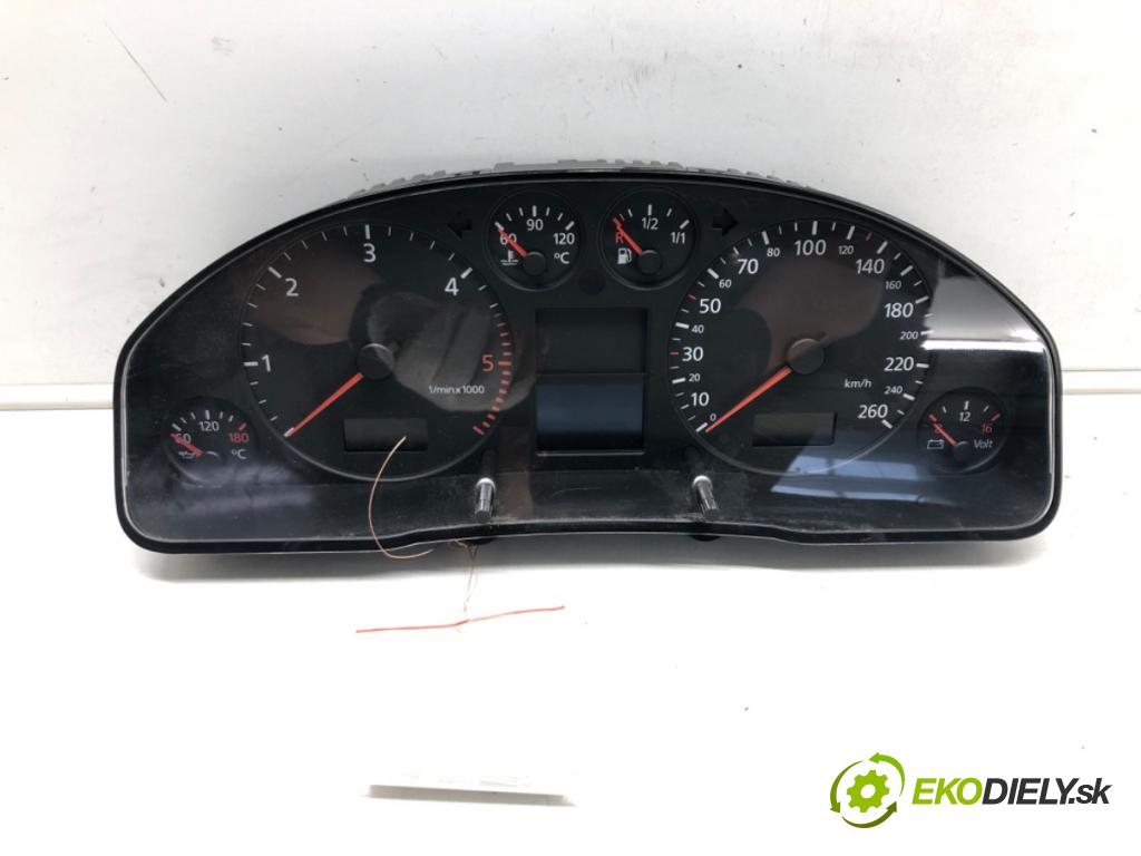 AUDI A6 C5 (4B2) 1997 - 2005    2.5 TDI 110 kW [150 KM] olej napędowy 1997 - 2005  Prístrojovka 4B0920900JX (Prístrojové dosky, displeje)
