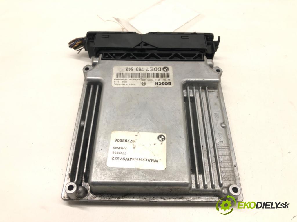 BMW 3 (E46) 1997 - 2005    330 d 150 kW [204 KM] olej napędowy 2003 - 2005  riadiaca jednotka Motor 0281011223 (Riadiace jednotky)