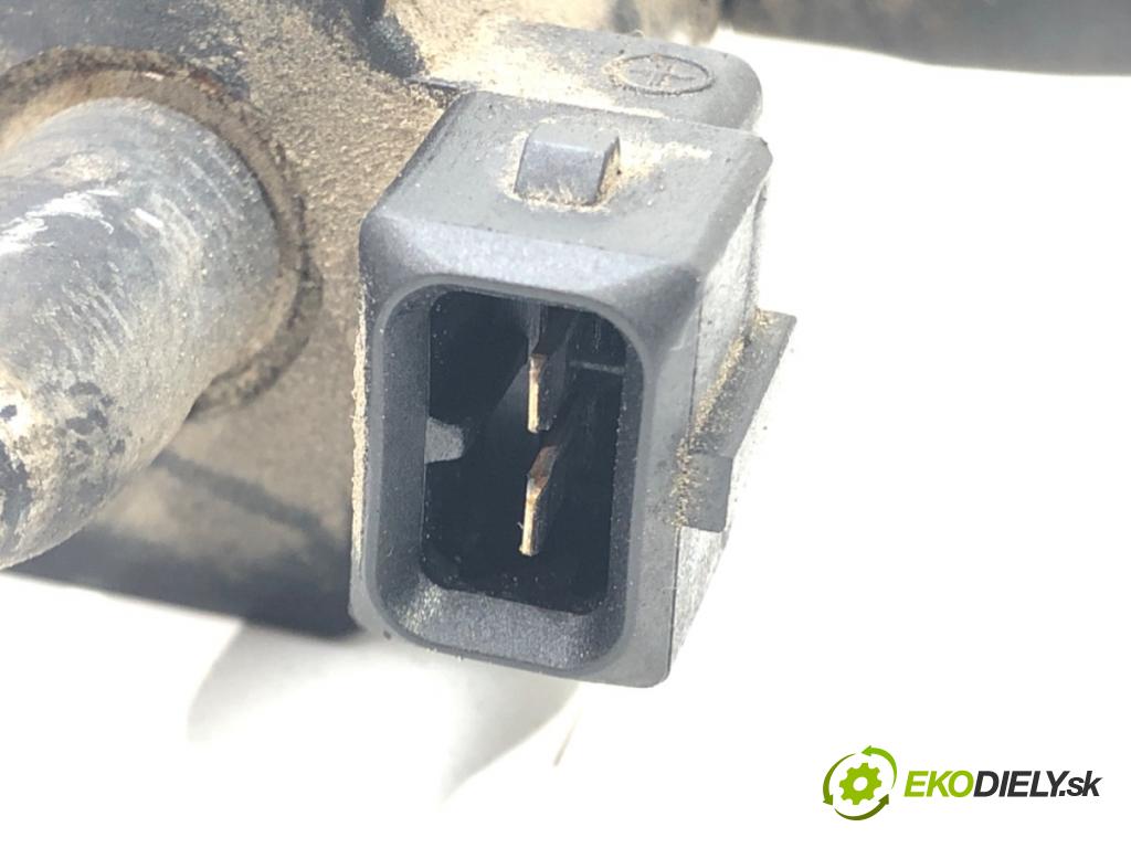 JAGUAR XF SPORTBRAKE (X250) 2012 - 2015    3.0 D 202 kW [275 KM] olej napędowy 2012 - 2014  Ventil tlaku 72268727 (Ventily)